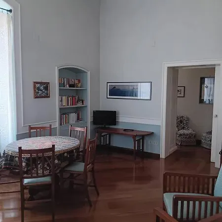 Memena Apartmán *